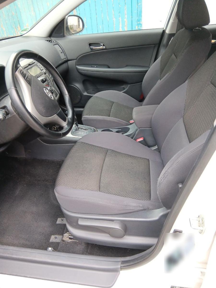 Hyundai i30 2012 — photo 6