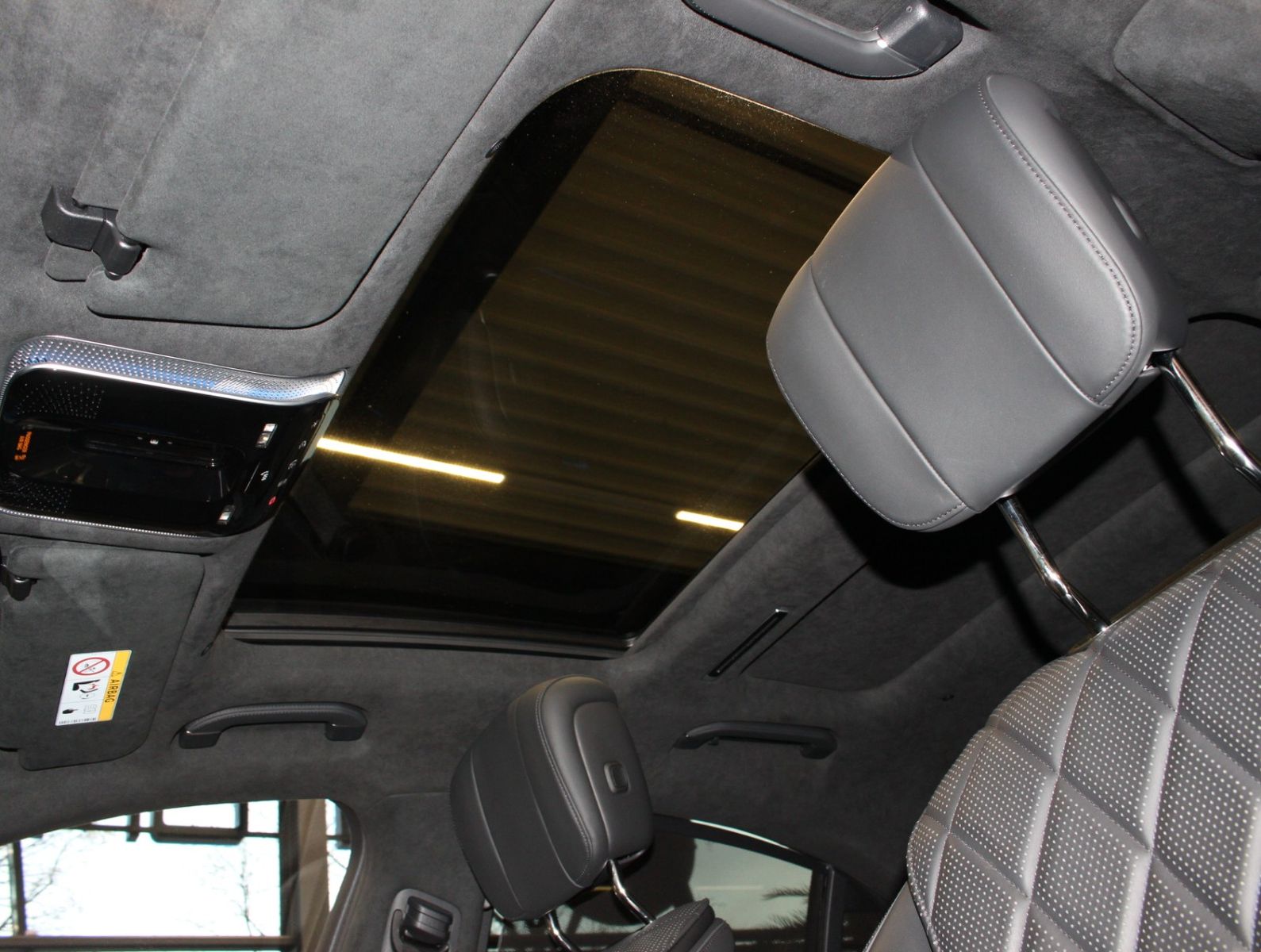 Fahrzeugabbildung Mercedes-Benz S 500 4Matic AMG Line Pano*Burmester*HUD