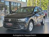 Volkswagen Tiguan Highline BMT/Start-Stopp 4Motion - Volkswagen Tiguan: Schwarz, Alcantara