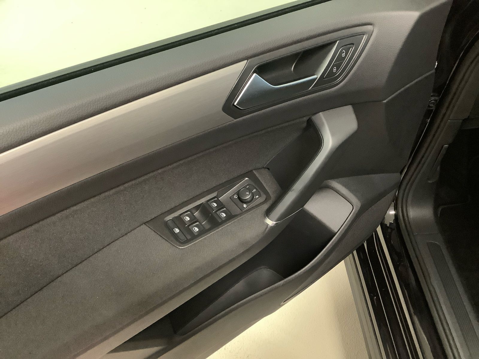 Touran Comfortline R-Line Black Style 1,5 TSI 11