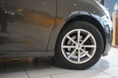 Fahrzeugabbildung Citroën C3 1.2 SELECTION 5-TÜR LED/SHZ/PDC/TEMP./PANO.