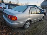Toyota Corolla 1.4*Limousine*Sedan*keine Klima*1.Hand - gebrauchte Toyota Corolla aus dem Jahr 2001