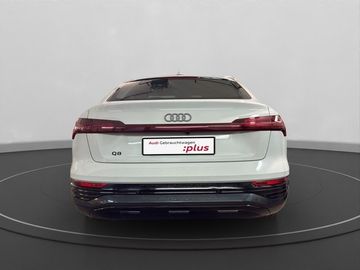 Audi Q8 e-tron - 5
