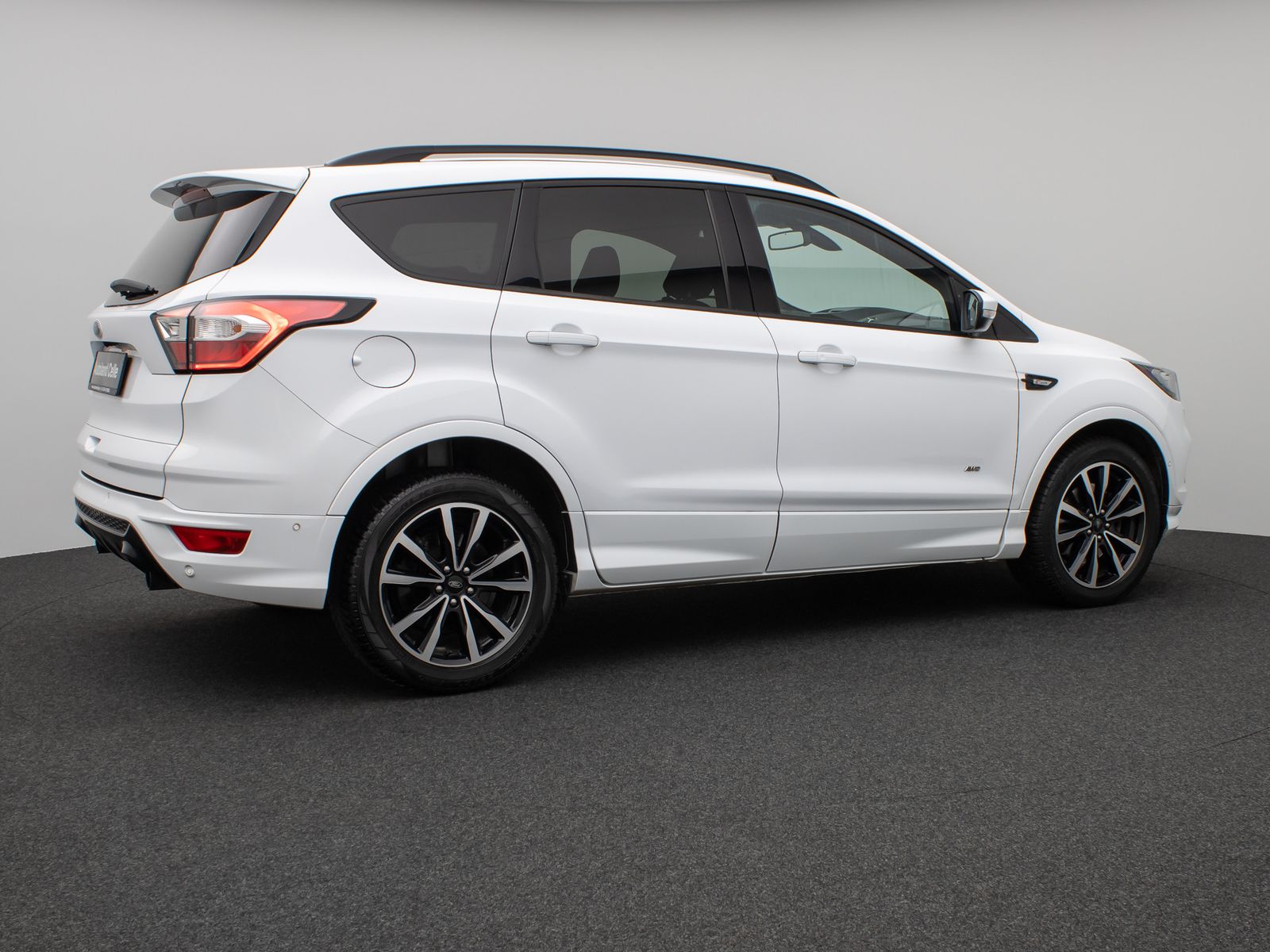 Fahrzeugabbildung Ford Kuga ST-Line Kamera Lenkrhzg Navi AHK Komfort