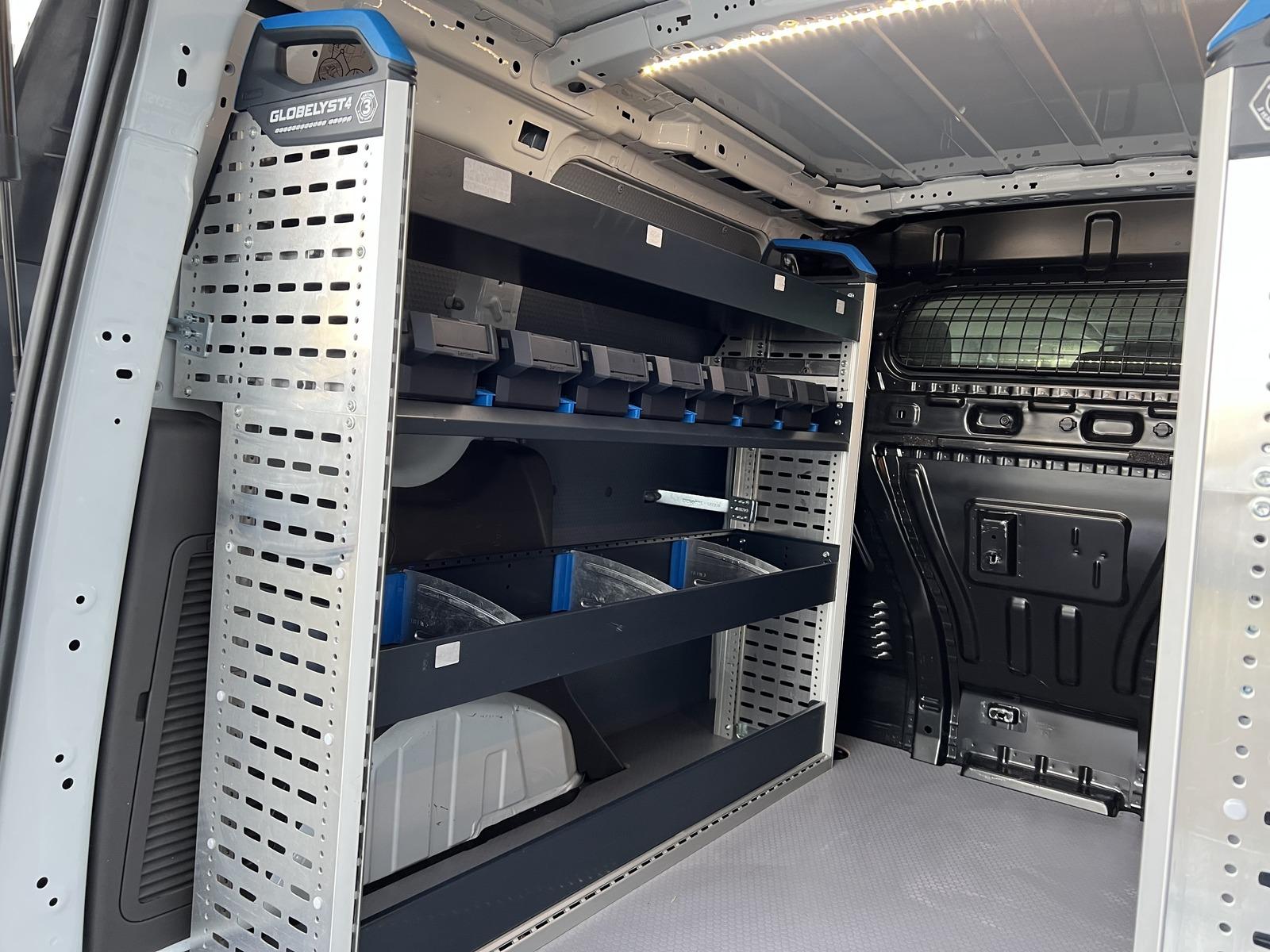 Ford Transit Connect 220 L1 S&S NAV*RFK*SORTIMO-REGAL