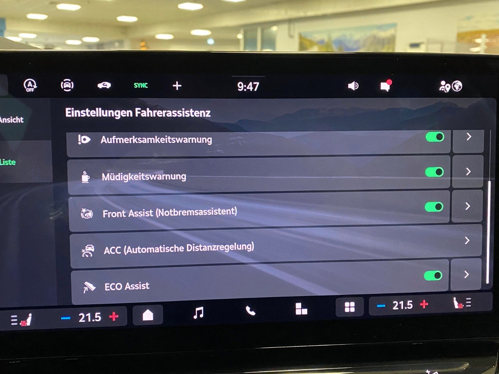 Fahrzeugabbildung SKODA Octavia 1.5 TSI MHEV 110kW DSG Selection+Matrix+