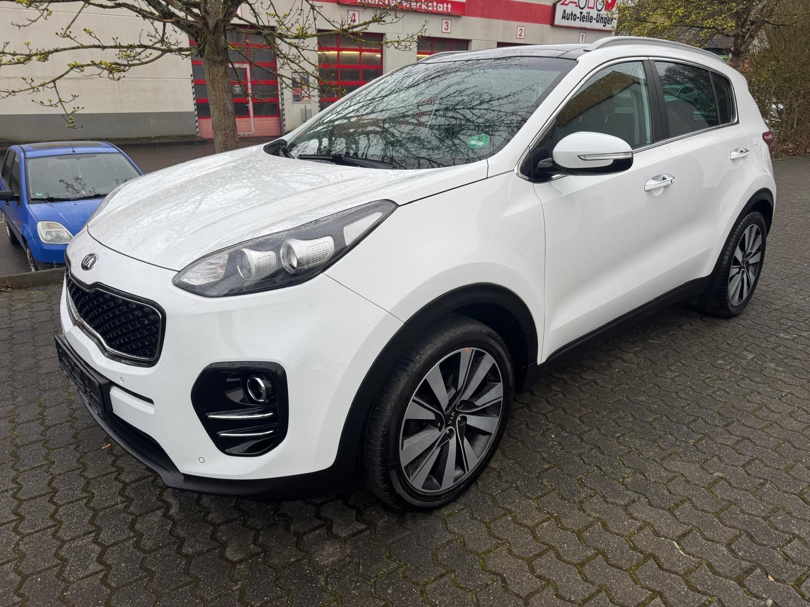Kia Sportage Spirit 2WD Leder+Navi+Panorama+JBL+Kame