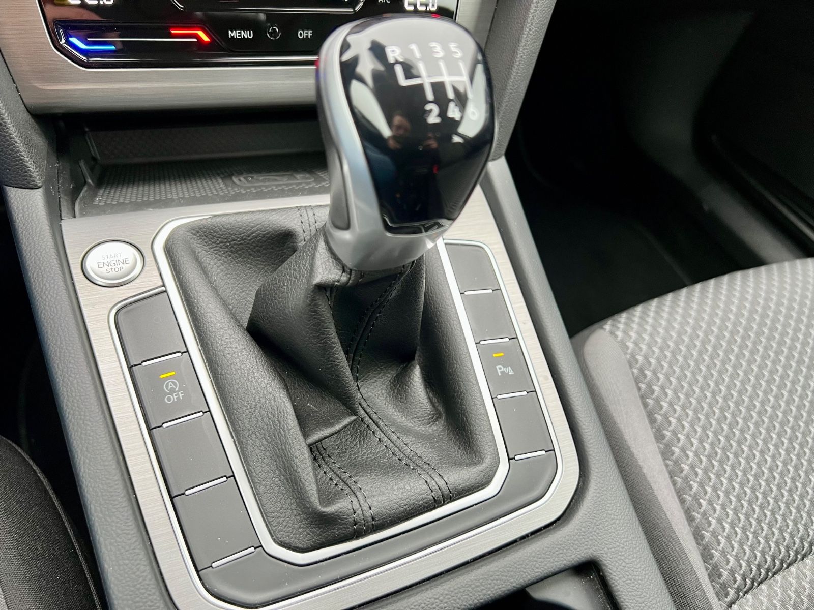 VW Passat Variant Conceptline GZJR AAC SHZ NAVI