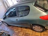 Peugeot 206 - gebrauchte Peugeot 206 aus dem Jahr 1999