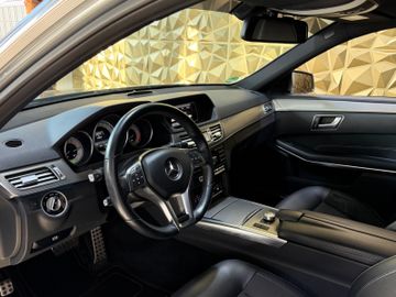 Mercedes E 300 - 2