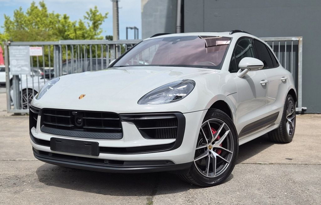 Image of Porsche Macan