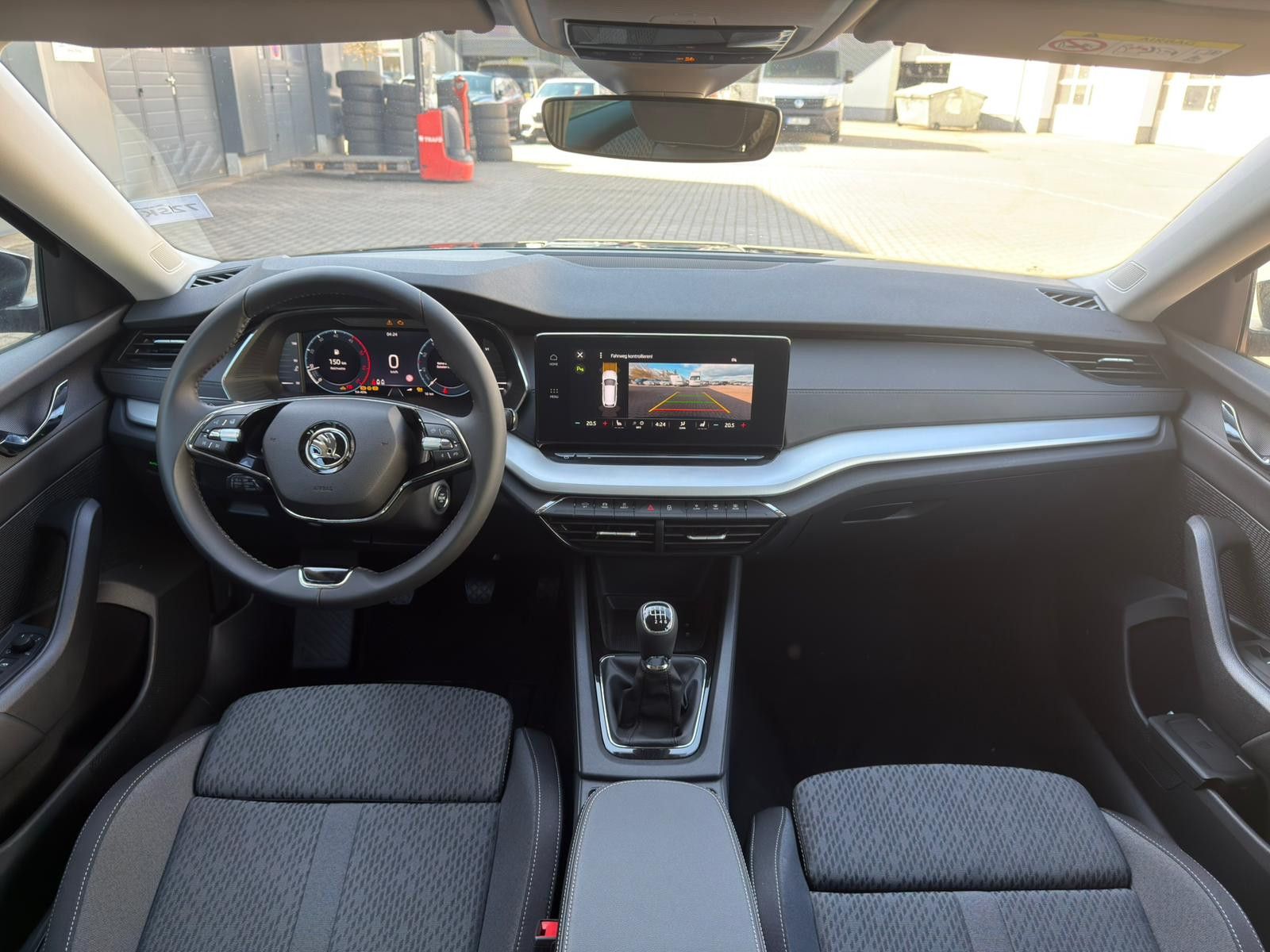 Fahrzeugabbildung SKODA Octavia Combi 2.0 TDI CLEVER *NAVI*ACC*KESSY*BT*