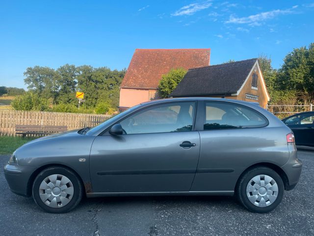 Seat Ibiza 1.4 16V 55 kW Fresh Fresh