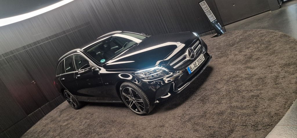 Image of Mercedes-Benz C 300