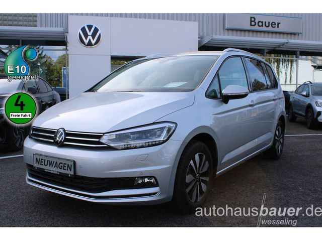 Volkswagen Touran MOVE 1,5 l TSI 110 kW 150 PS 7-Gang-Doppe