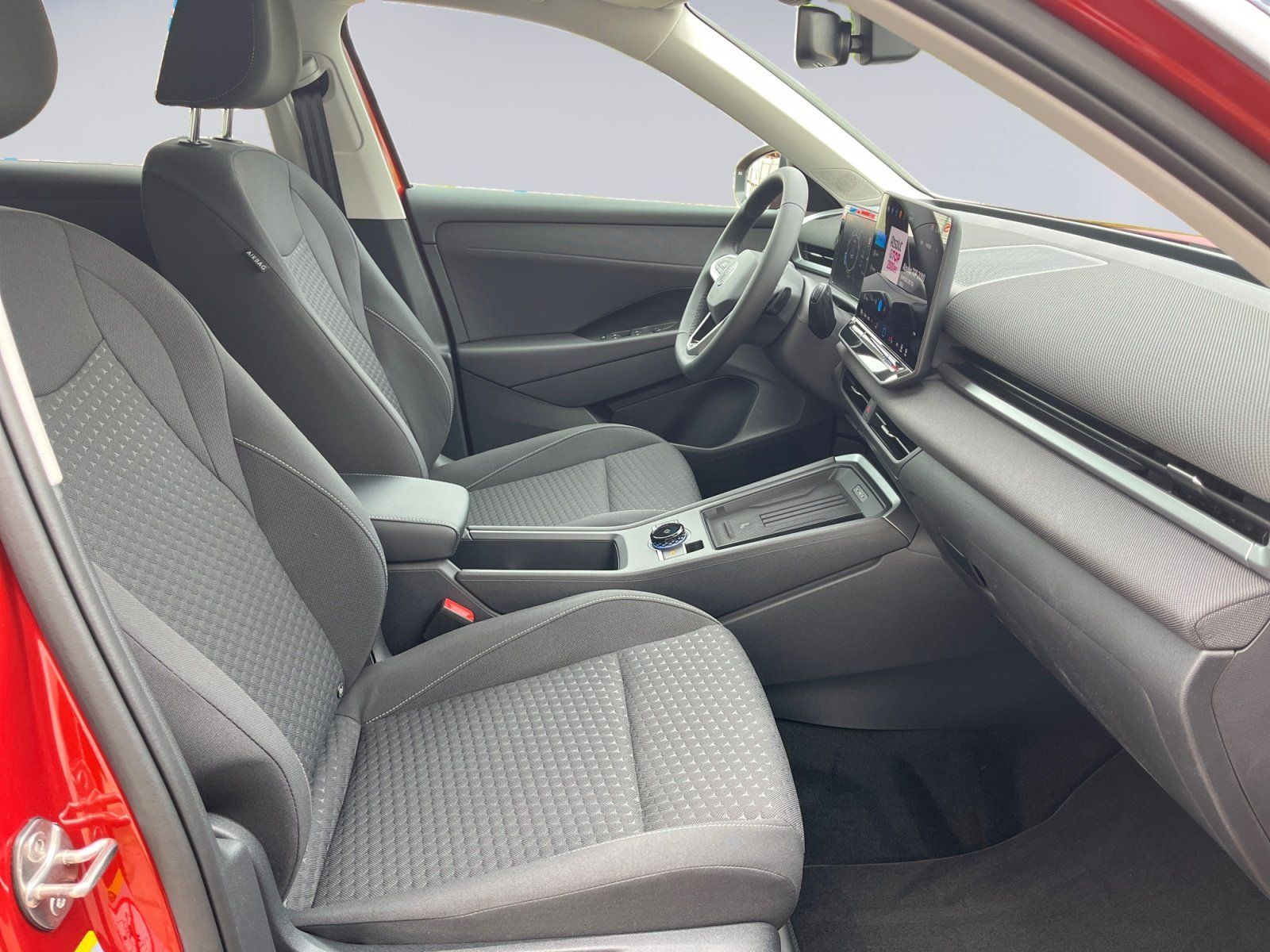 Volkswagen T-Roc - Bild 12