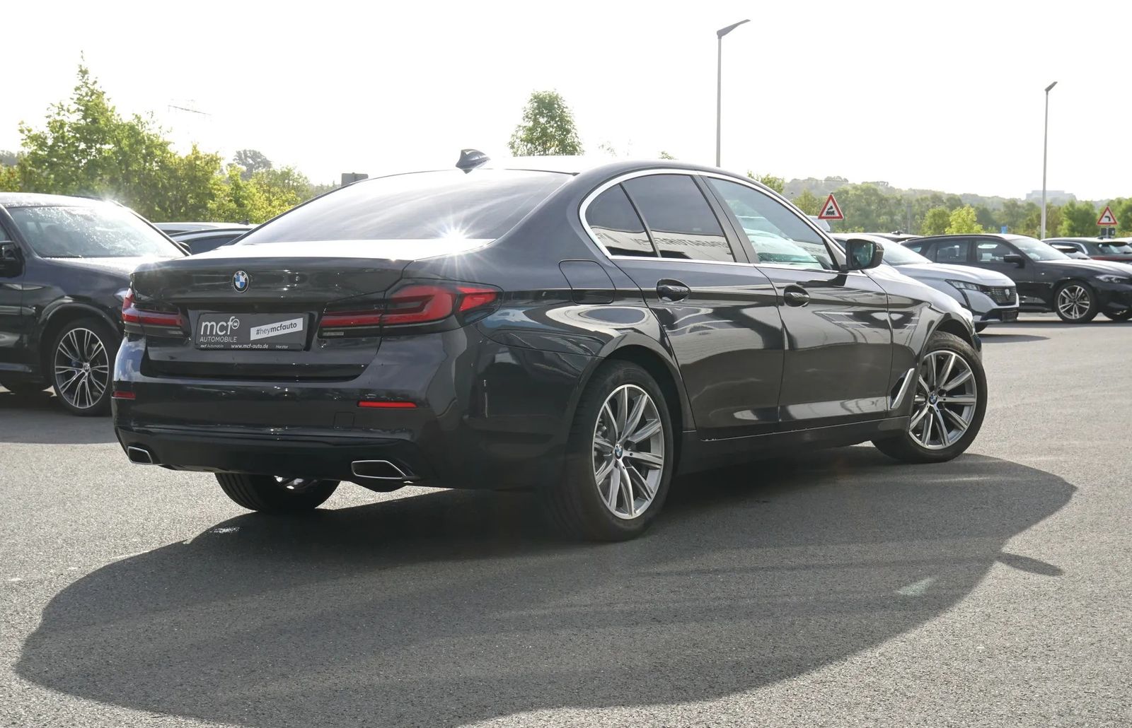 BMW 520d Limousine Pano HuD Laser Leder foto 5