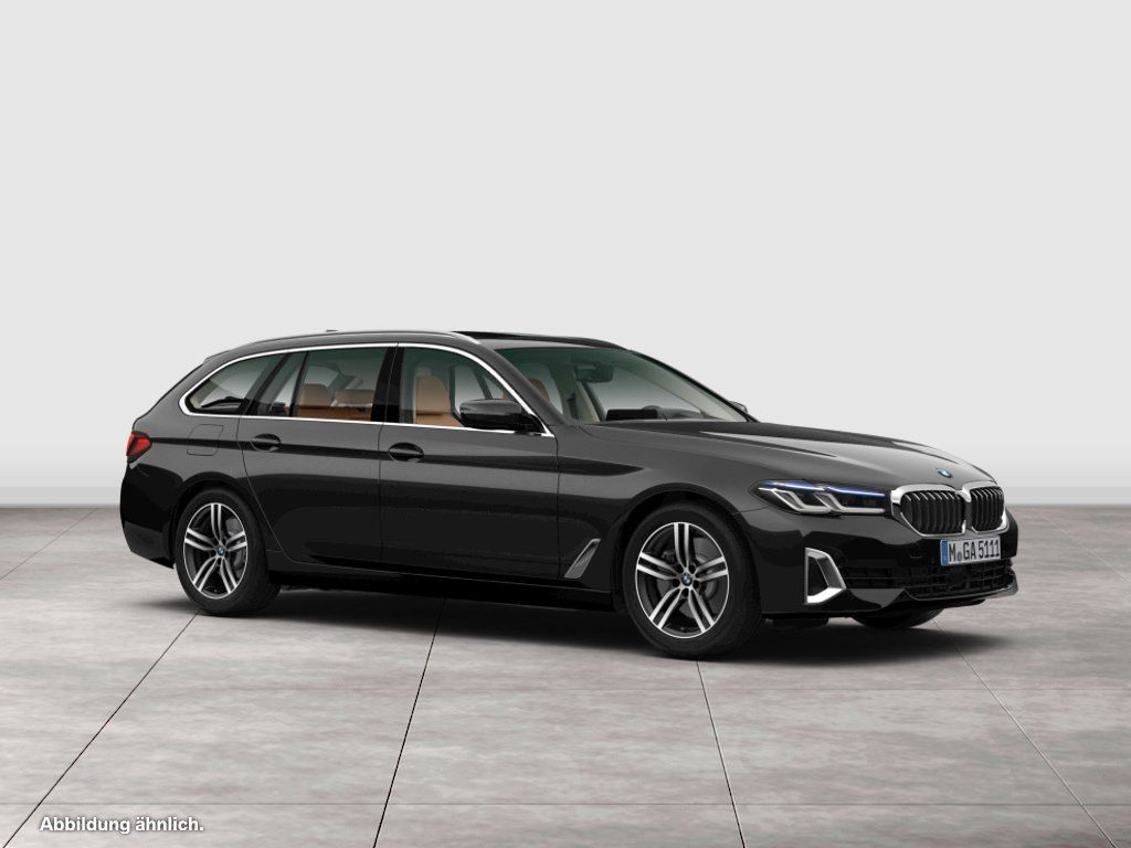 BMW 530d xDrive Touring Luxury Line PANO RFK NAVI LE foto 9