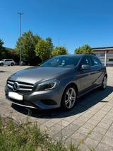 Mercedes-Benz A 200 CDI ( BlueEFFICIENCY ) - Mercedes-Benz A 200 aus 2013 mit Diesel-Antrieb: Limousine