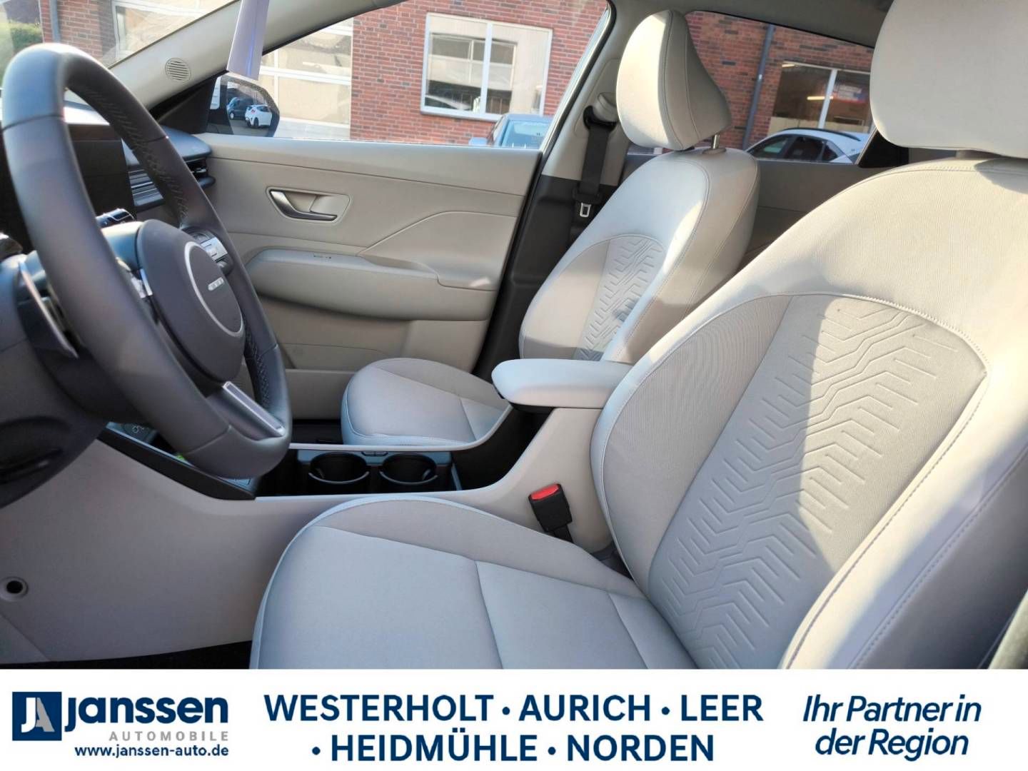 Fahrzeugabbildung Hyundai KONA Elektro 49kWh Trend/Assistenz-Paket/Navi/36