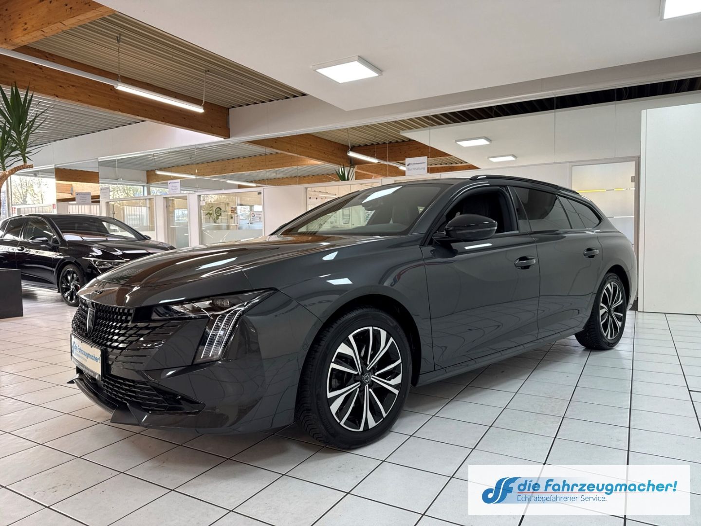 Fahrzeugabbildung Peugeot 508 SW Allure Pack Navi ACC El. Heckklappe 2-Zon