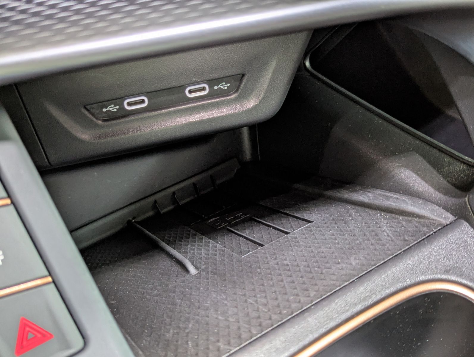 CUPRA Terramar 1.5 eTSI Dinamica Edge-Paket HUD 19" - Image 23