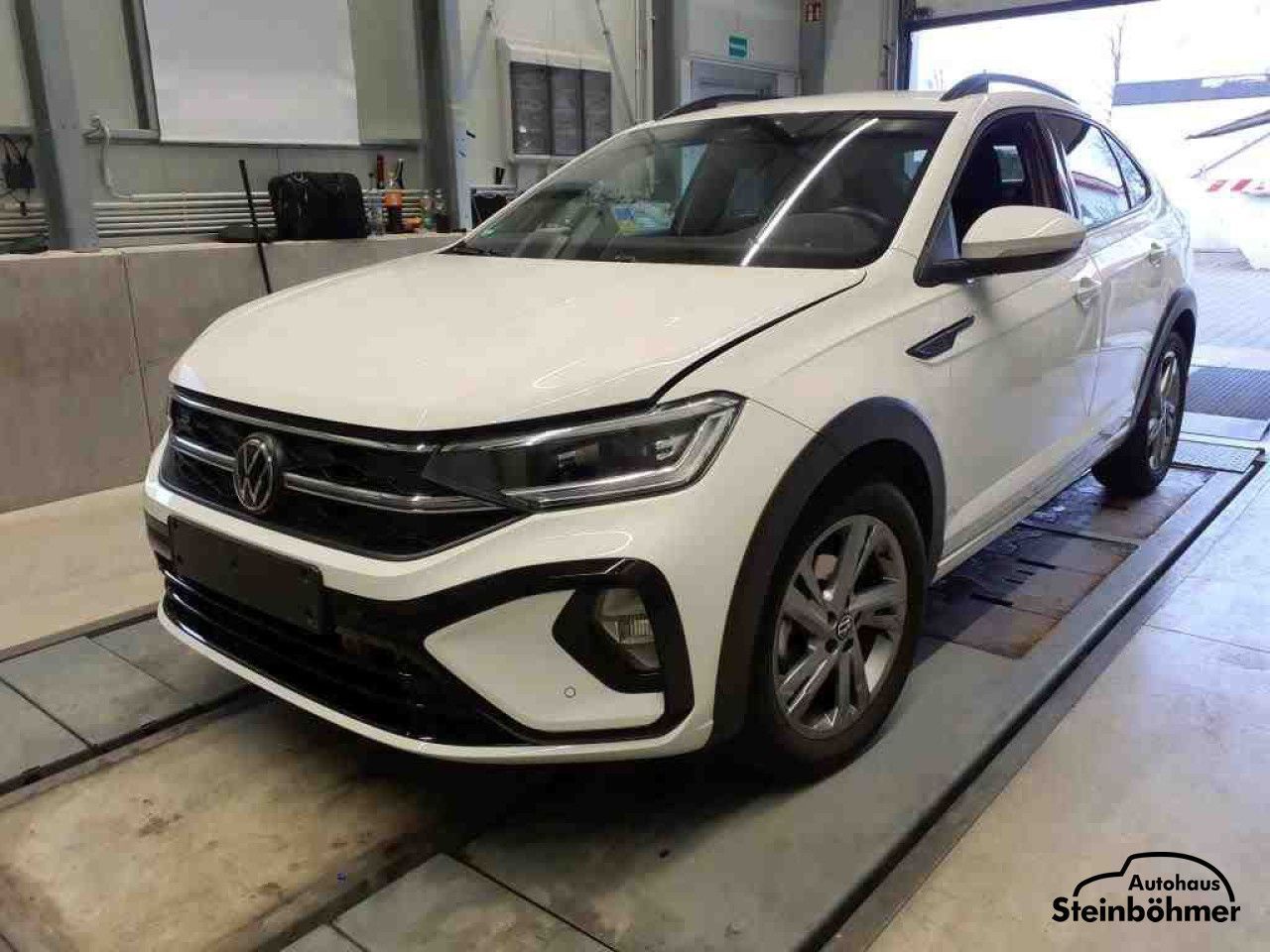 Volkswagen Taigo R-Line 1.0TSI DSG IQ.Light NAV ACC SHZ LED
