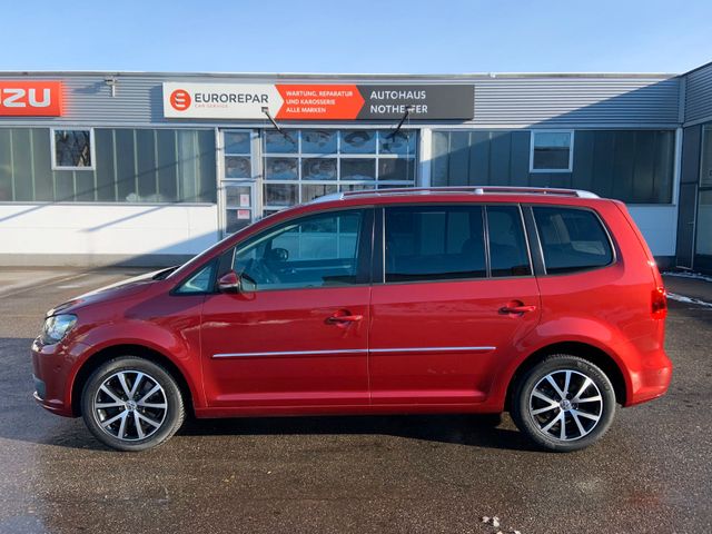 Volkswagen Touran Highline Vollausstattung TOP Zustand !!