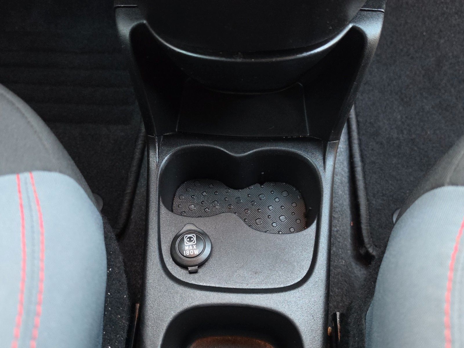 Fahrzeugabbildung Fiat Panda Easy AUS 1.HAND TÜV SERVICE NEU WENIG KM