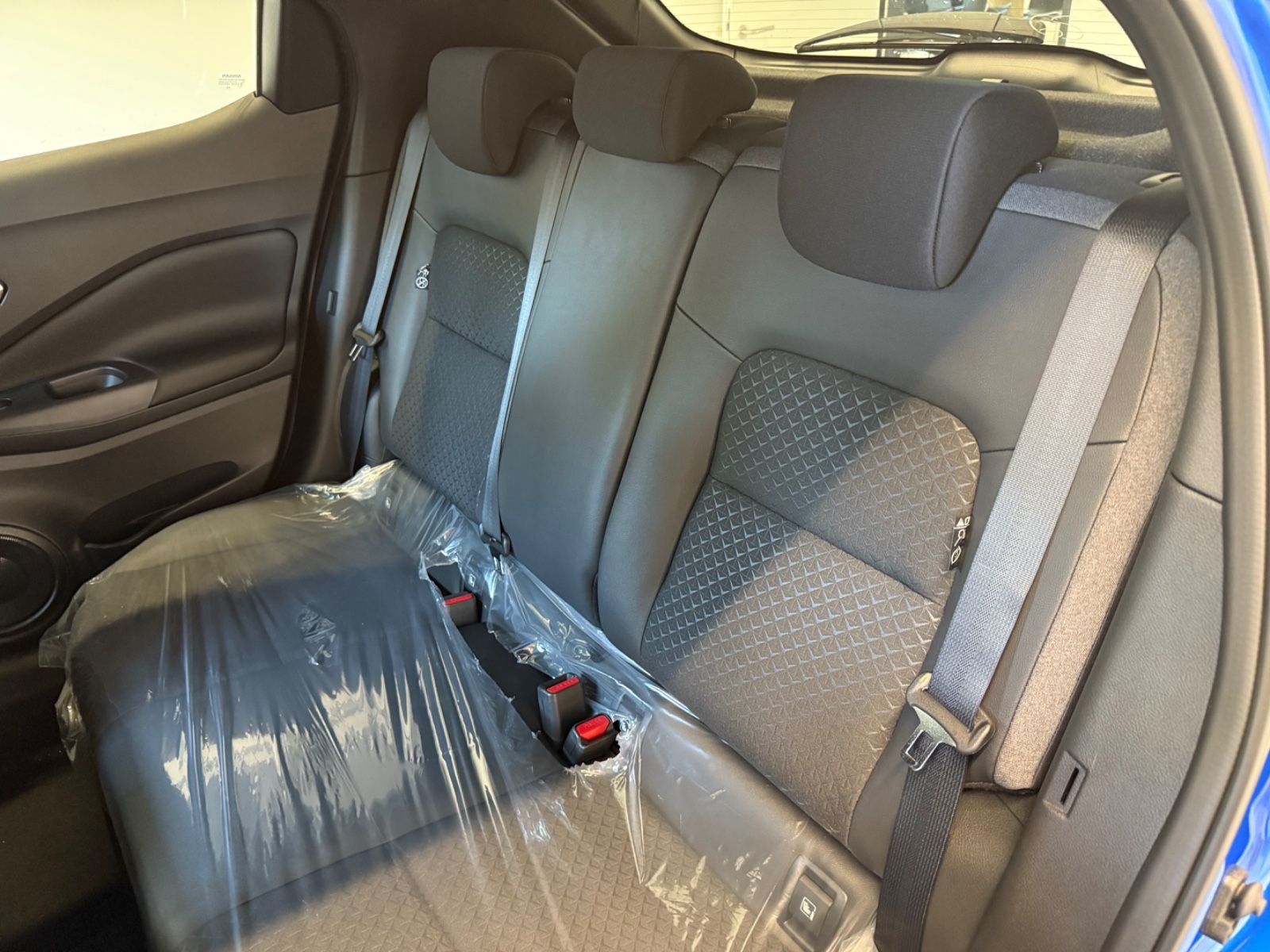 Fahrzeugabbildung Nissan Juke N-Connecta MT - Navi, Winter-P., Teilleder