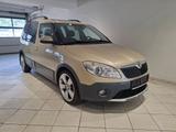 Skoda Roomster Scout 1.2 TSI Panorama Klima PDC - Skoda Roomster mit Panoramadach