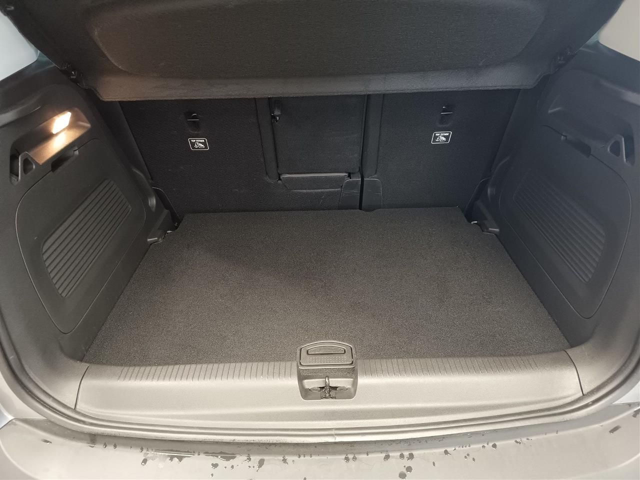 Fahrzeugabbildung Opel Crossland 1.2 Turbo 81 KW Elegance Paket