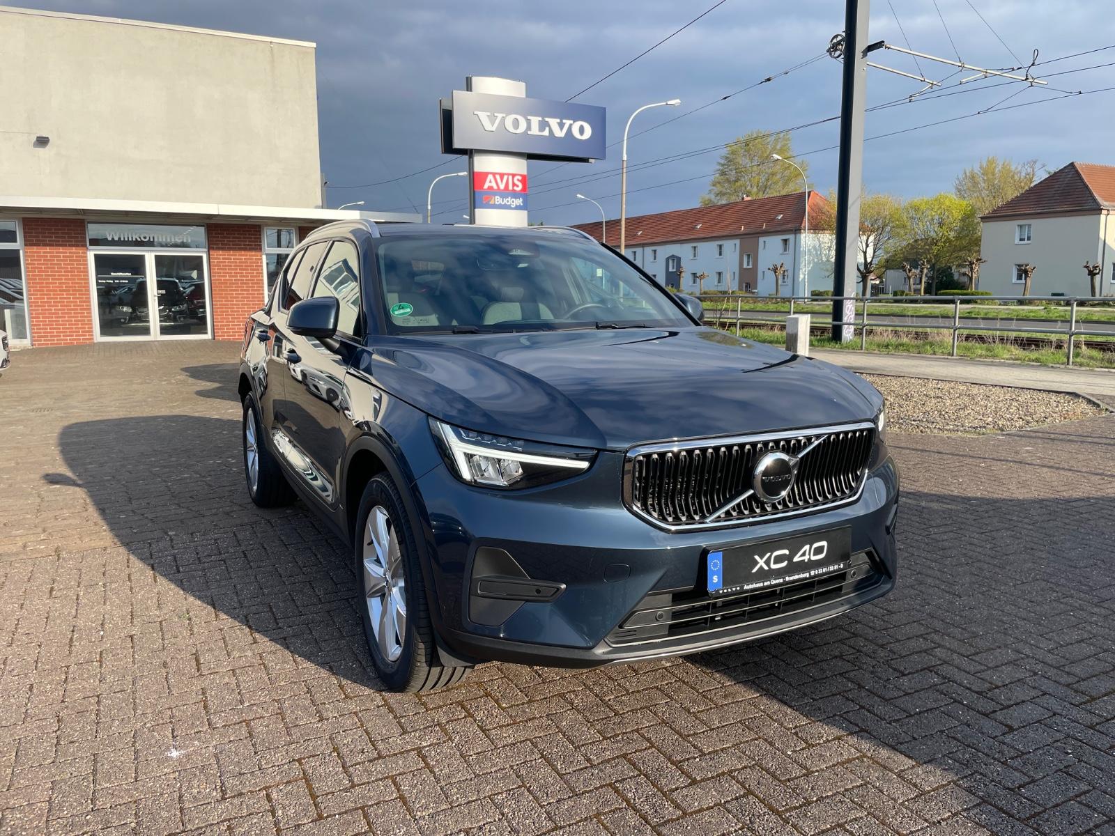 Volvo XC40 B3 Core Automatik LED Fahrerassistenz P Cam