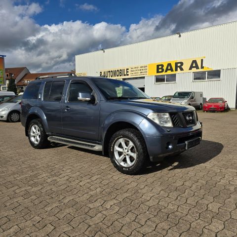 Nissan Pathfinder DCI 4X4 AUTOM AHK 7 SITZER LEDER KLIM