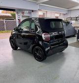 Smart ForTwo cabrio 60kW EQ Batterie - - gebrauchte Smart ForTwo aus dem Jahr 2021