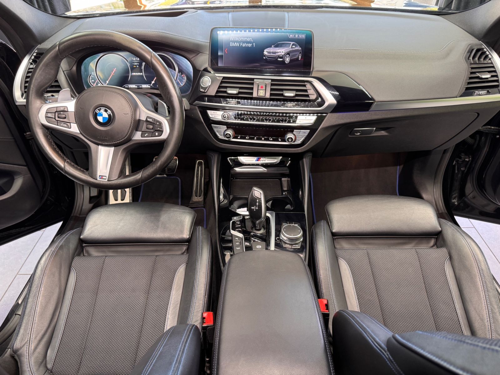 Fahrzeugabbildung BMW X4 M40 d |360°|HUD|PANORAMA|LED|DIG-TACHO|20"|