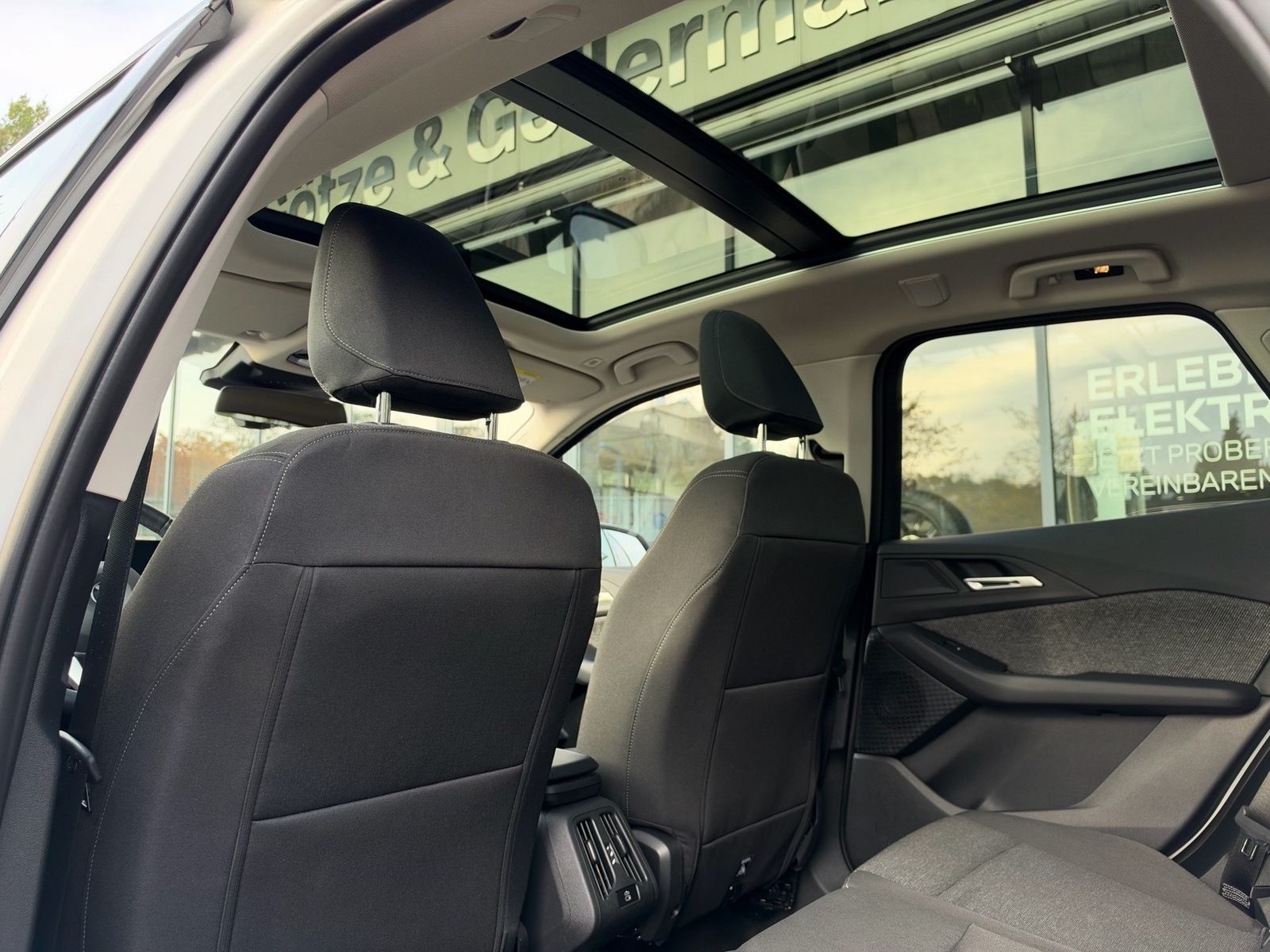 BMW 220 Active Tourer - Bild 17