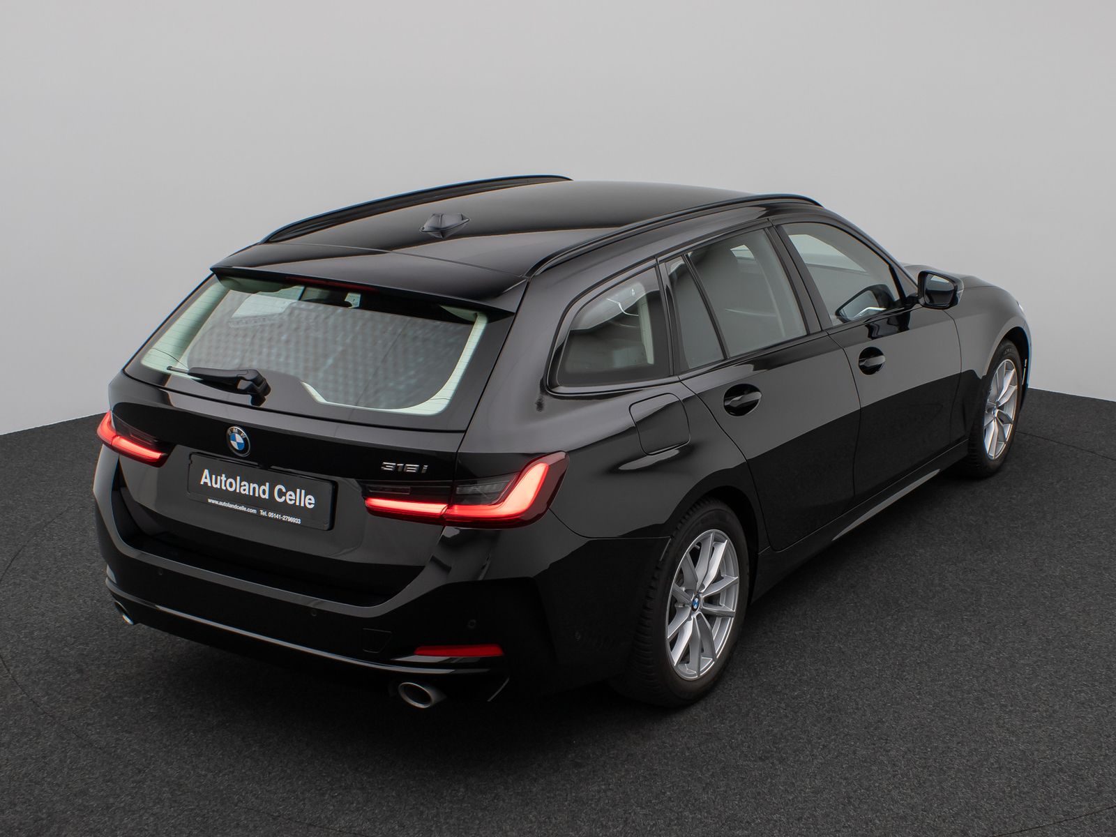 Fahrzeugabbildung BMW 318i Kamera DAB Widscreen Sportlenkrad Alarm