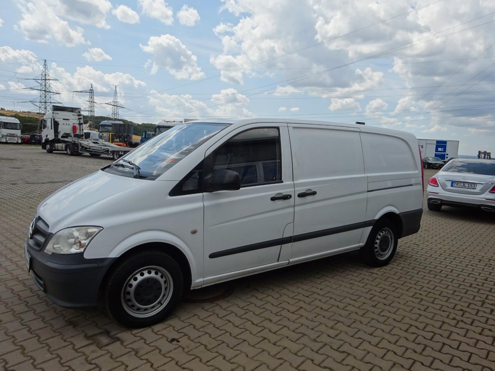 Mercedes-Benz Vito Kasten 110 CDI lang/Schiebetüren beidesetig