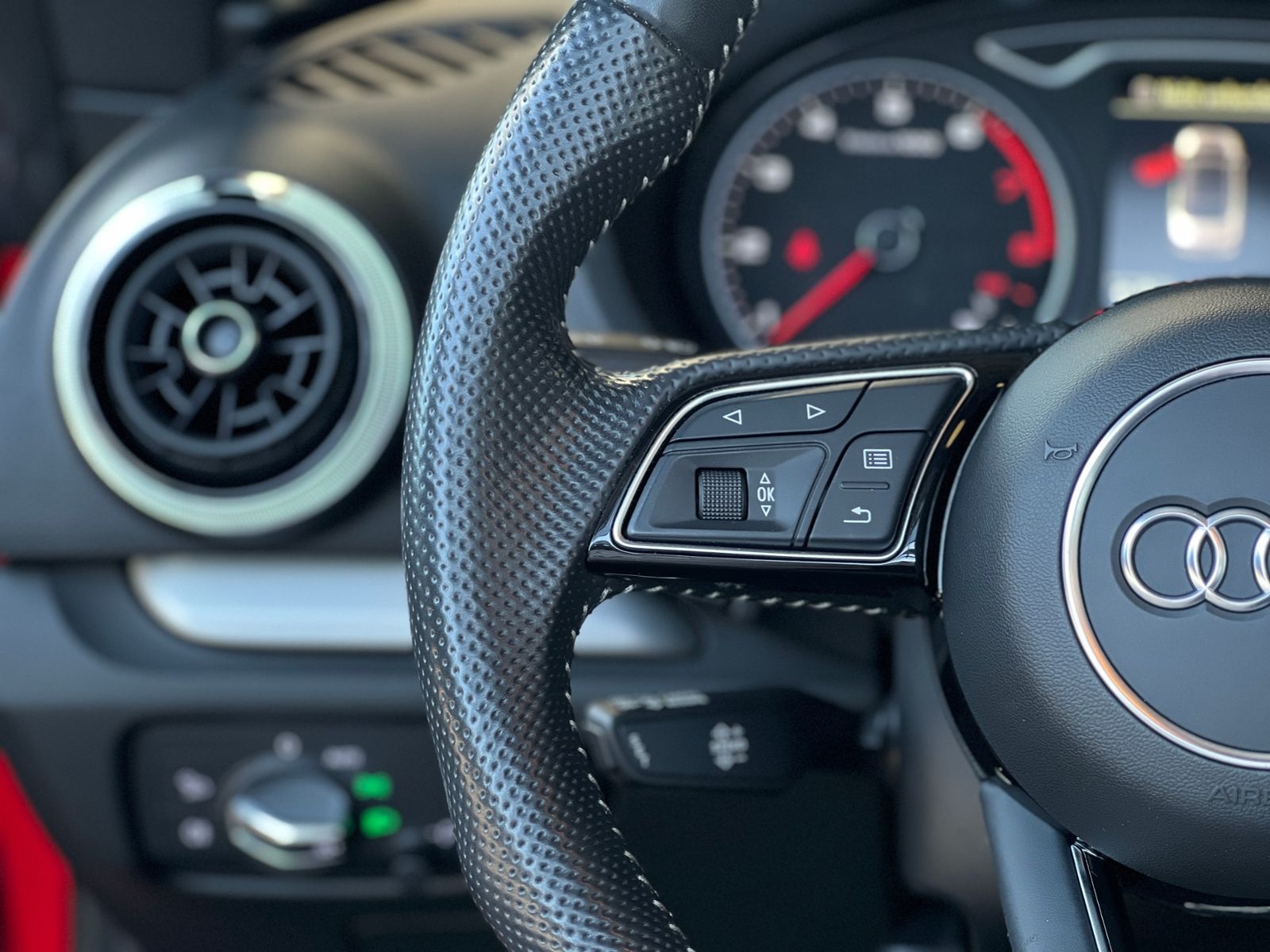 Fahrzeugabbildung Audi A3 Cabriolet quattro S line sport XEN NAV  18"