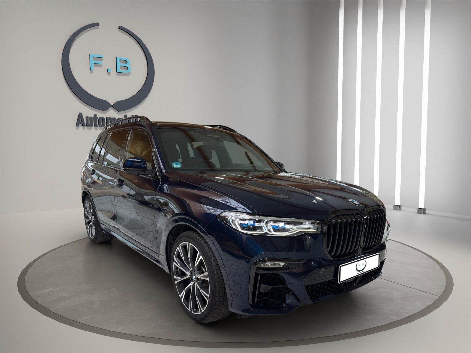 BMW X7 M50i 6 SITZER/LASER/360° ST.HZ/TV/UVM