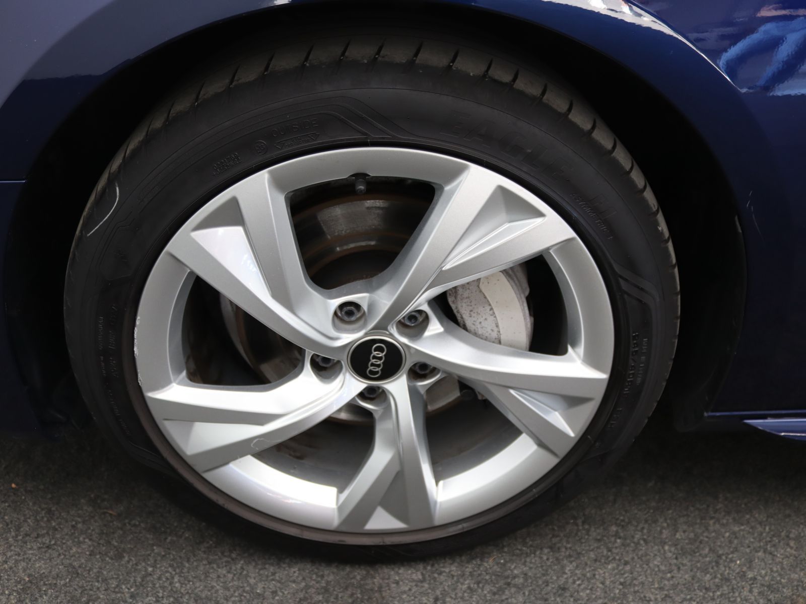 Audi A4 - Bild 17