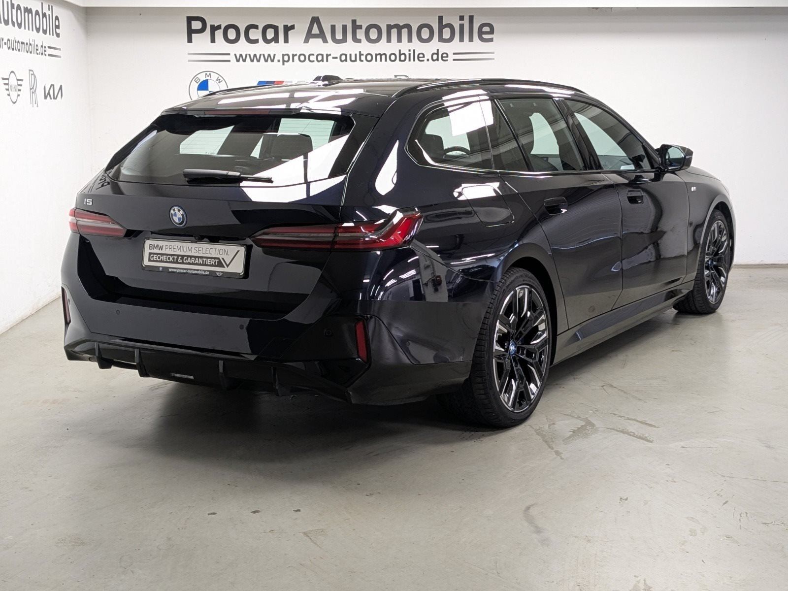 BMW i5 M60 xDrive M Sport Pro Pano AHK DA Prof PA Pr foto 3