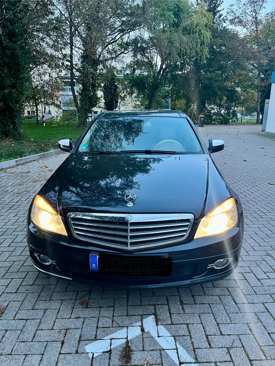 Mercedes-Benz 300