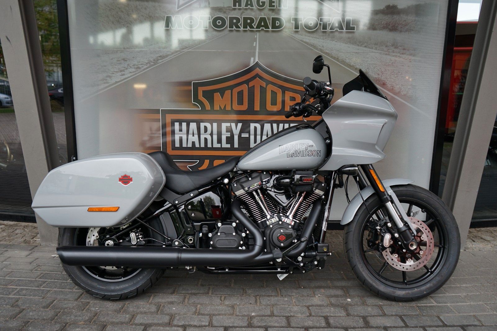 Fahrzeugabbildung Harley-Davidson Low Rider ST FXLRS 2025 117cui High Output Motor