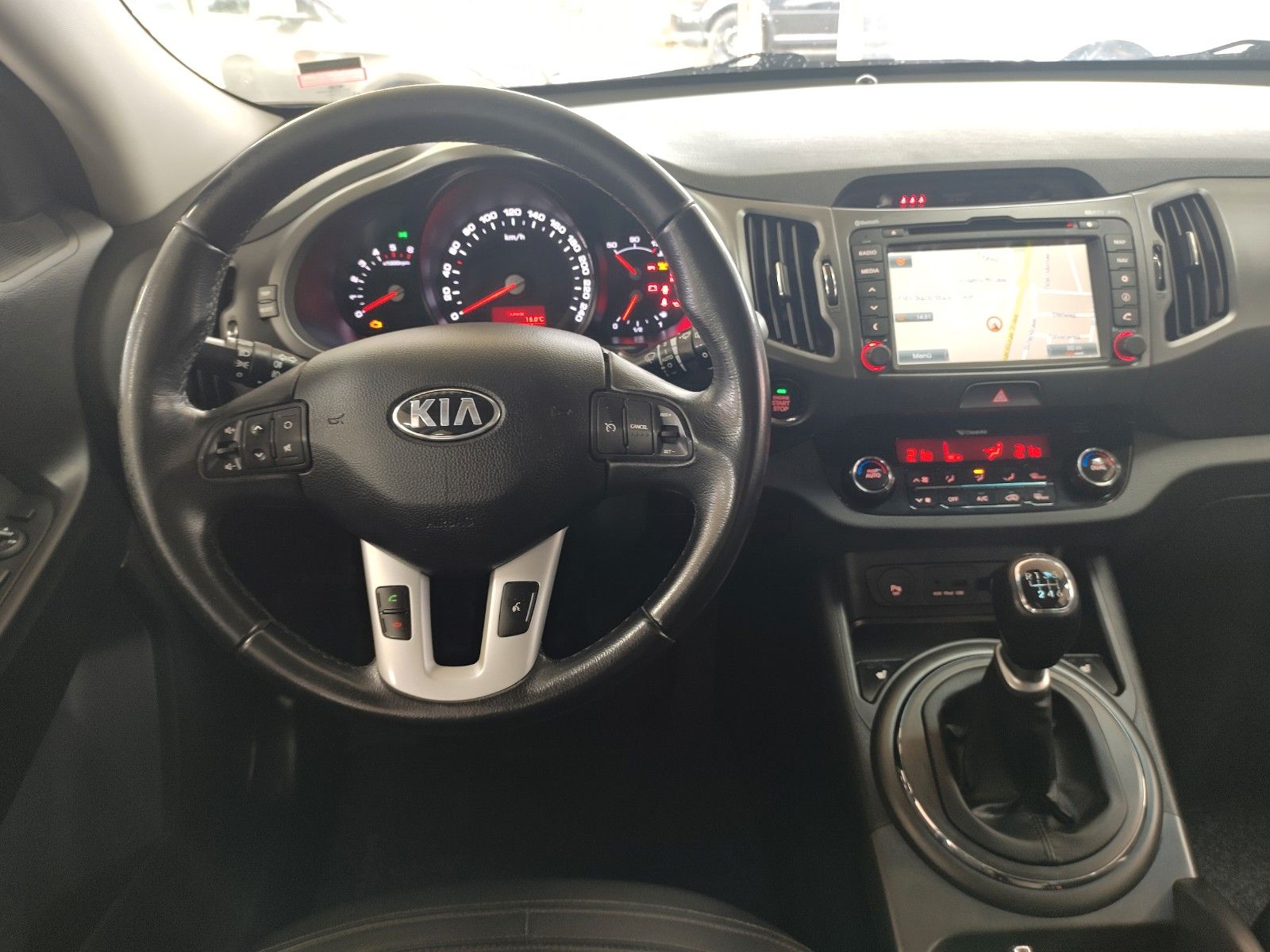 Fahrzeugabbildung Kia Sportage Spirit 2WD ! Leder ! Kamera ! TÜV neu
