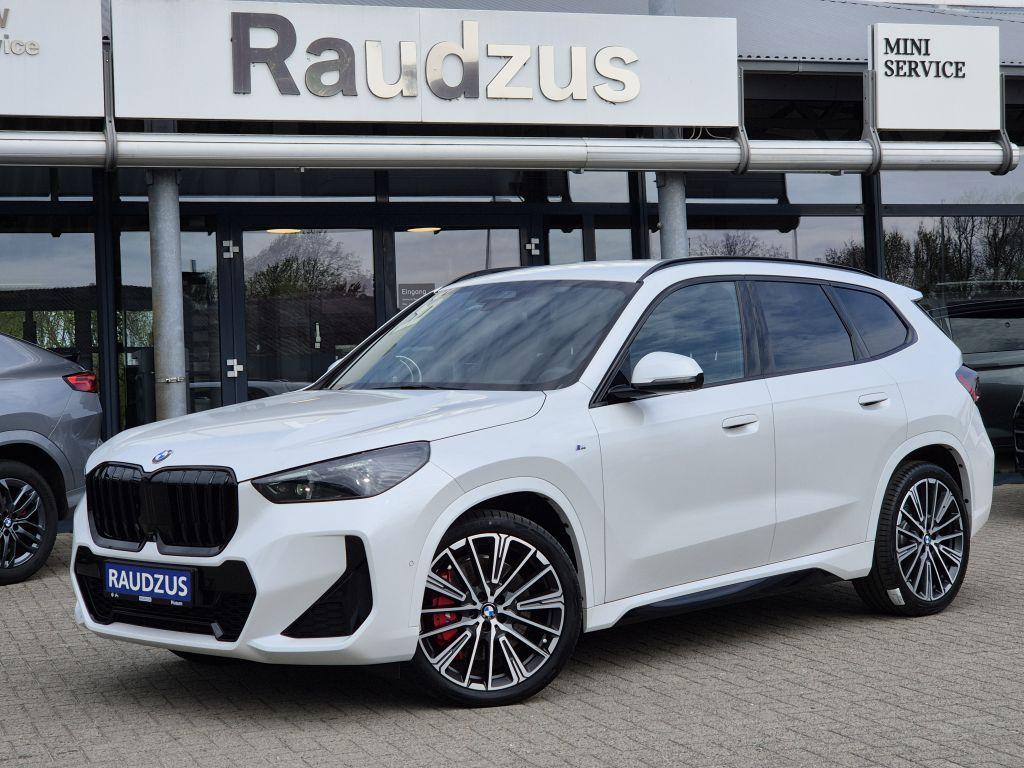 BMW X1 xDrive20d Aut. M Sport Pro + AHK + 20 Zoll++