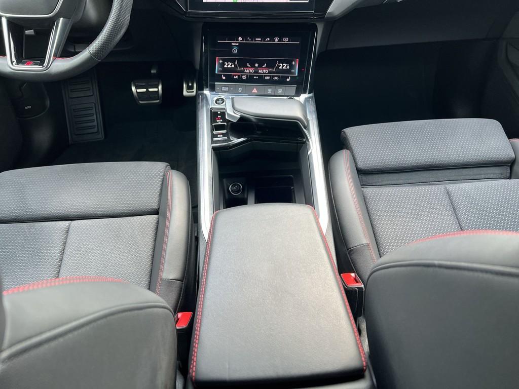 Audi Q8 e-tron S line 55 quattro *Matrix*Pano*AHK*SOH