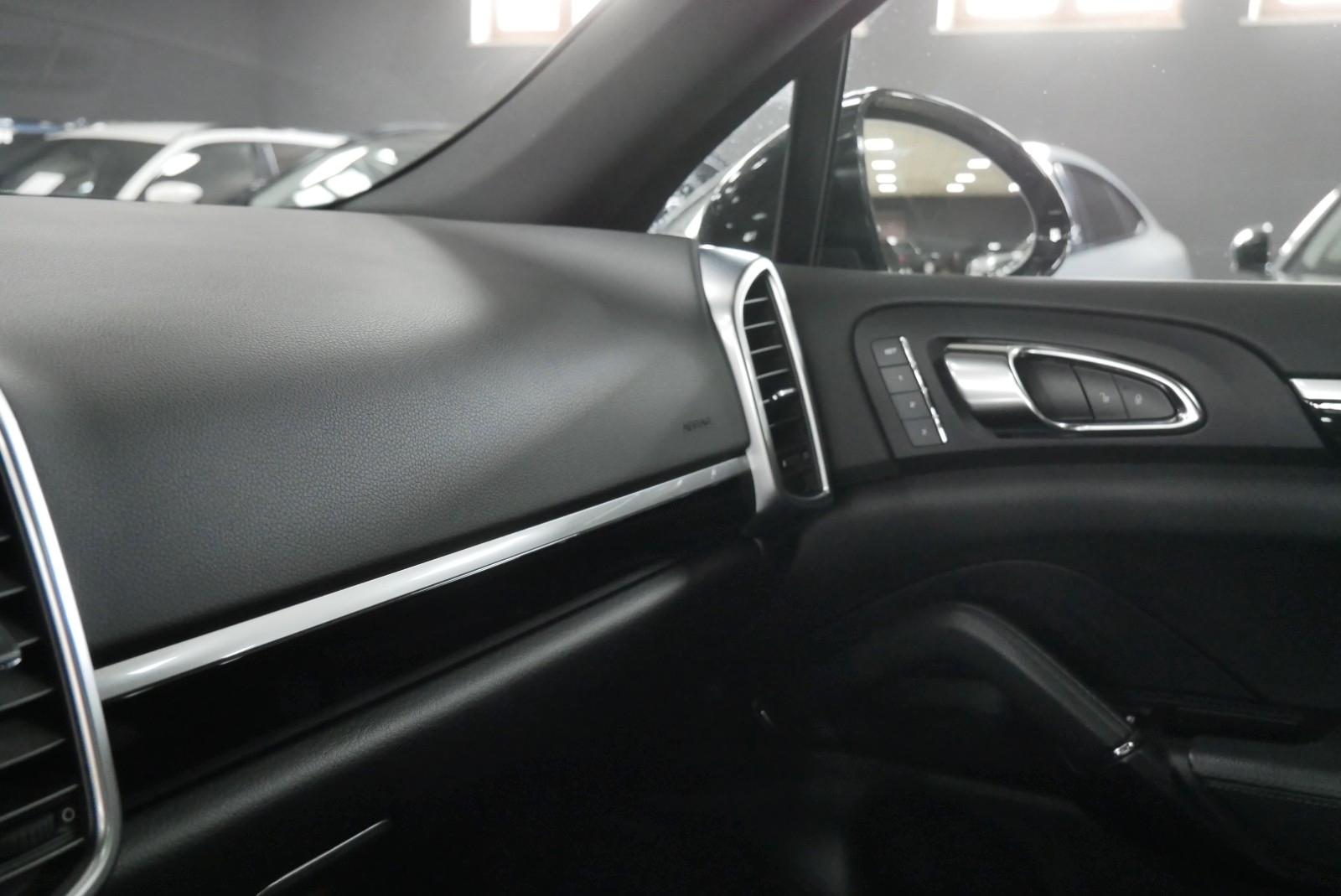 Porsche Cayenne Diesel Platinum Edition KAMERA PANO BOSE
