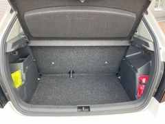 Fahrzeugabbildung Skoda Fabia 1.0 MPI Klima DAB Sitzheizung